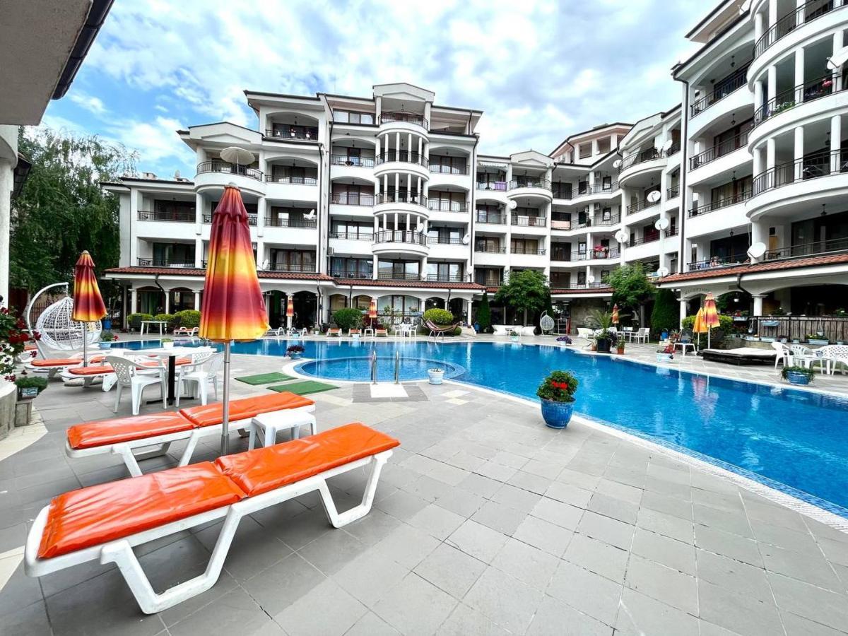Dkapartments Chateau Valon Слънчев бряг Екстериор снимка